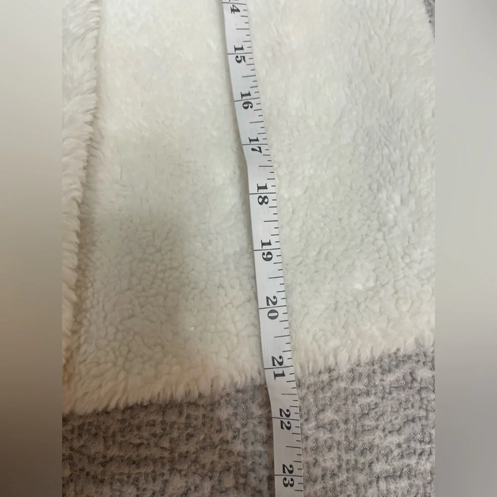 Janie and Jack Cream Teddy Jacket Size 10 To 12 - Picture 10 of 12